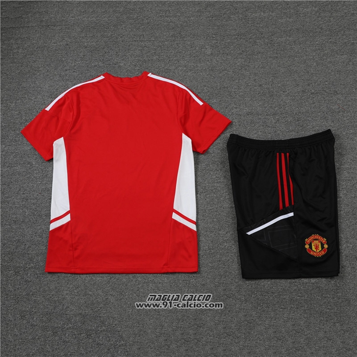 Tuta da Track
 Manchester United Manica Corta
 2022-2023 Rosso
 - Pantaloncini
